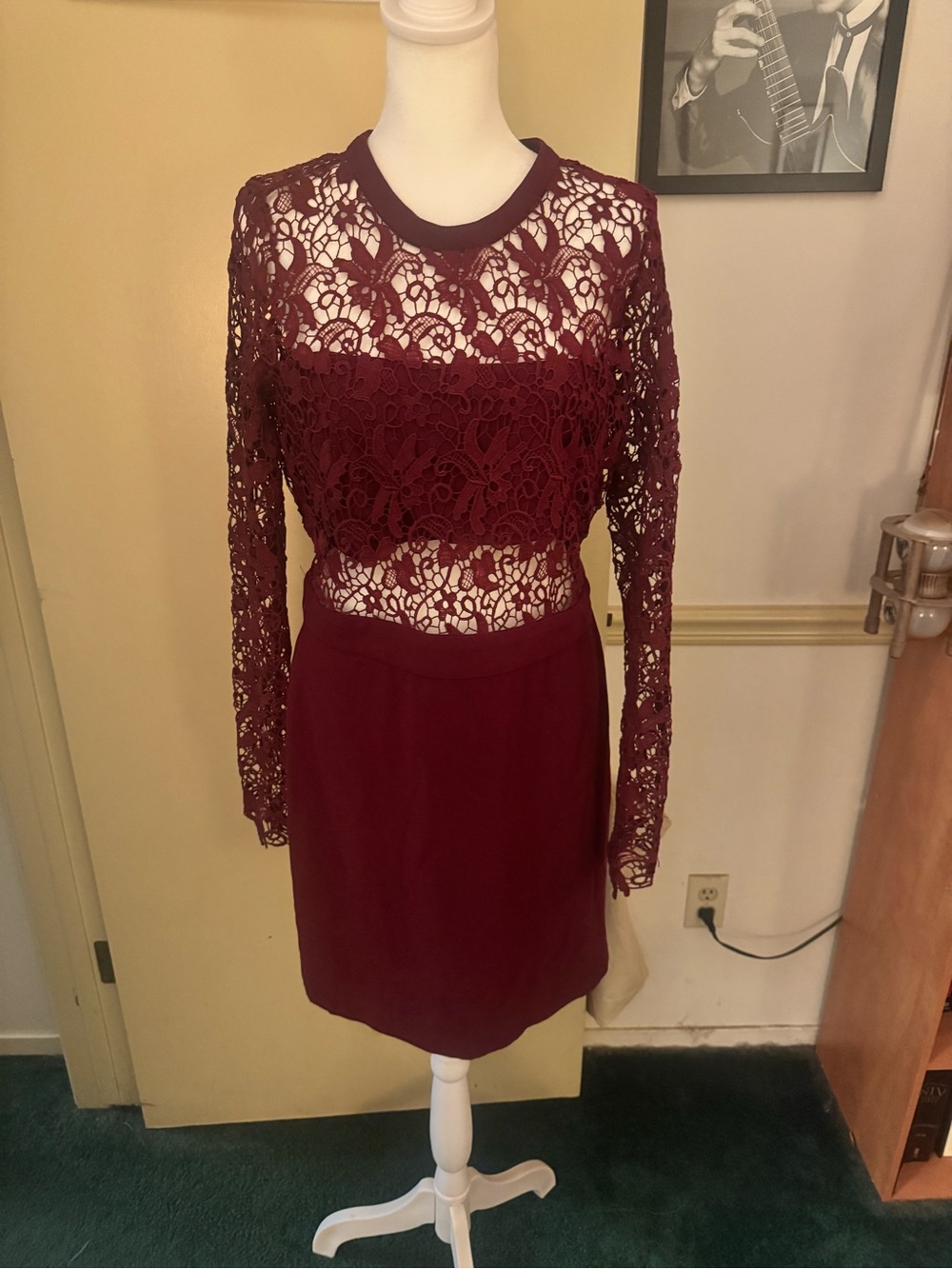 Romeo & Juliet Couture Burgundy Lace Midi Dress